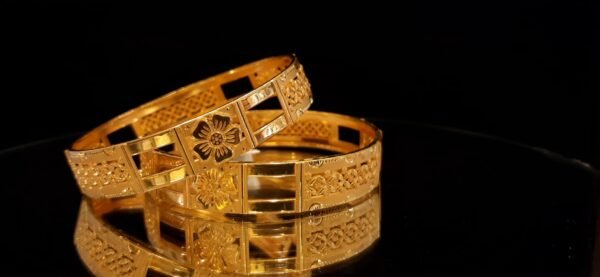 JMJ LADIES BANGLES LKD001
